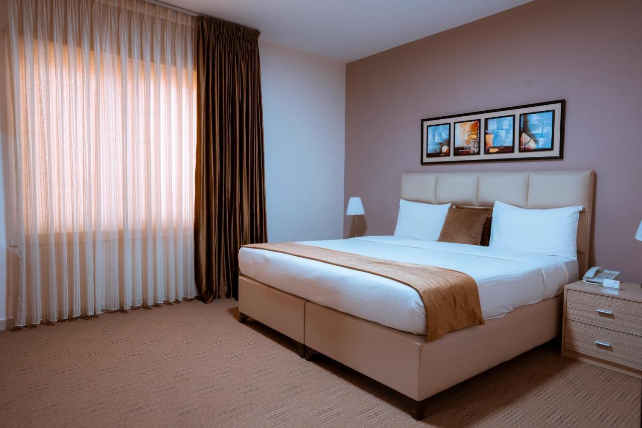 Rawa Hotel Suites Amman Esterno foto