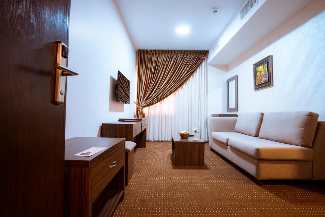 Rawa Hotel Suites Amman Esterno foto