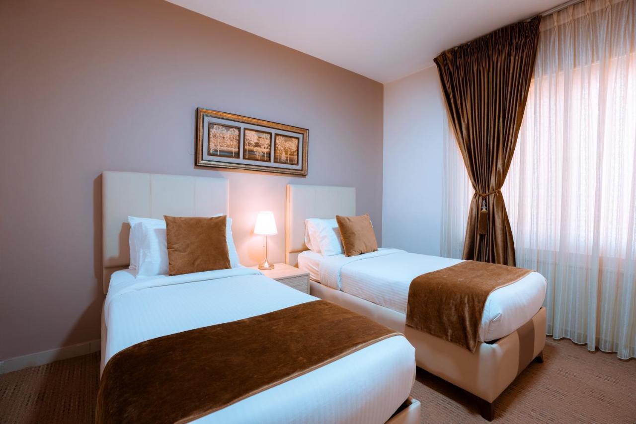 Rawa Hotel Suites Amman Esterno foto
